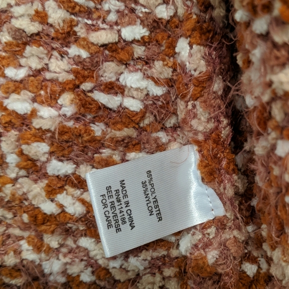 Peyton Promise sweater - Picture 7 of 8